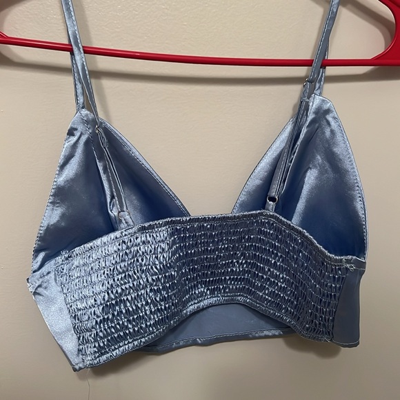 adjustable strings stretchy back crop top - Picture 2 of 3